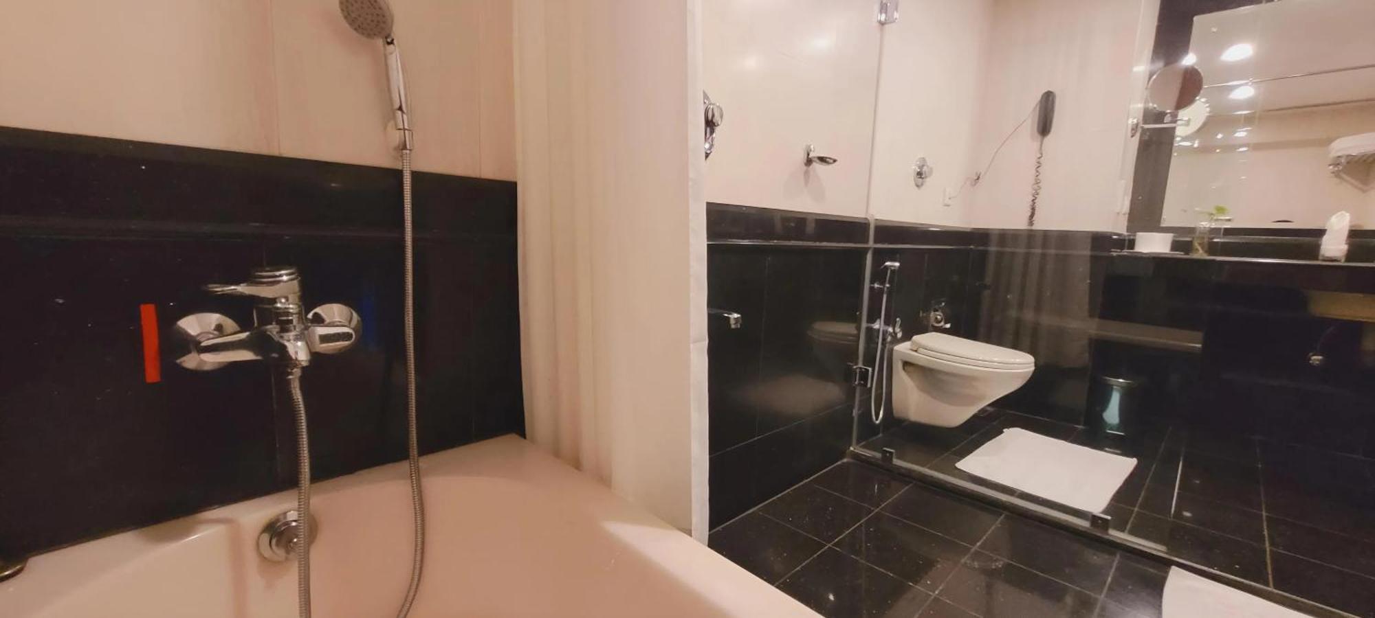 Ashoka Inn Thrissur Ngoại thất bức ảnh